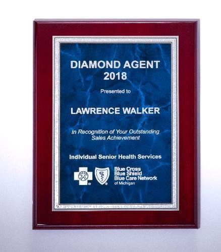 Rosewood High Lustr Plaque with Blue Marble Plate